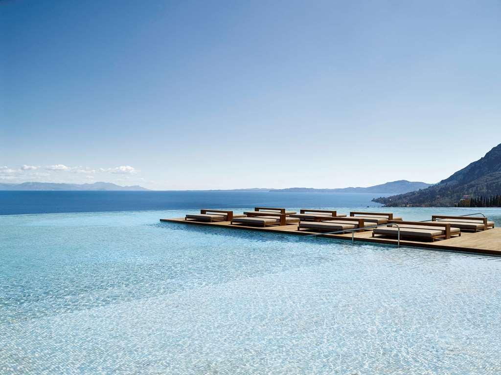 Hotel Angsana Corfu 5*
