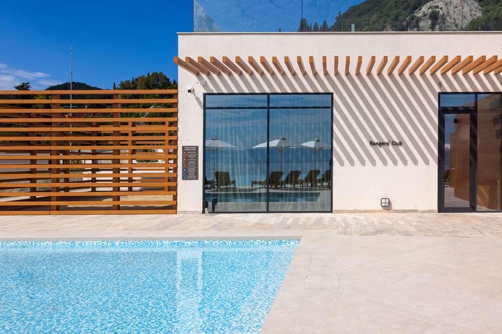 Hotel Angsana Corfu 5*