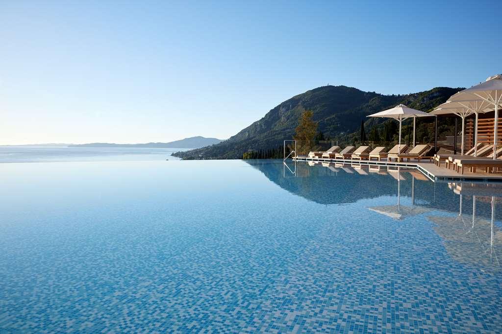 Hotel Angsana Corfu 5*